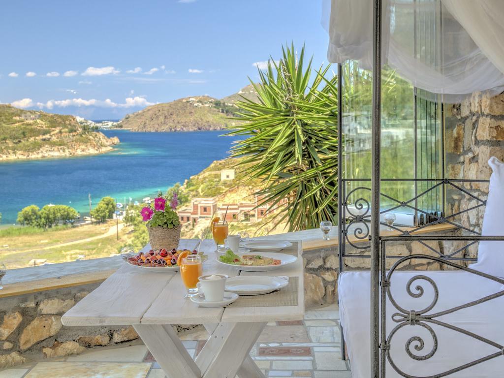 Eirini Luxury Hotel Villas Grikos Bay  エクステリア 写真