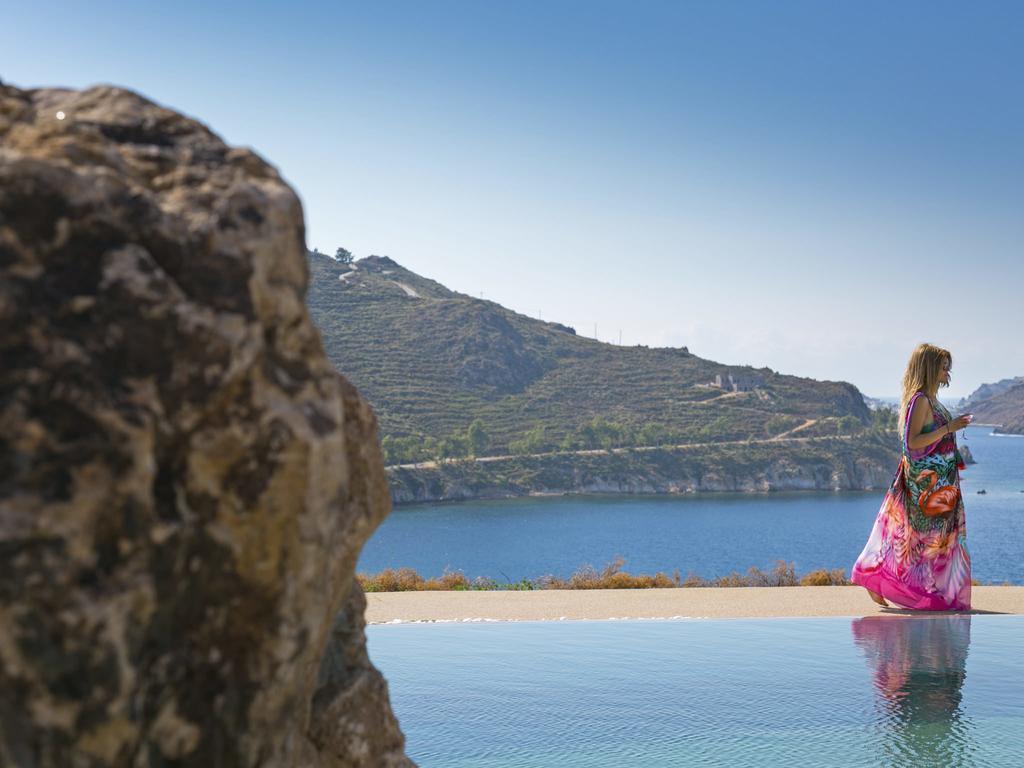 Eirini Luxury Hotel Villas Grikos Bay  エクステリア 写真