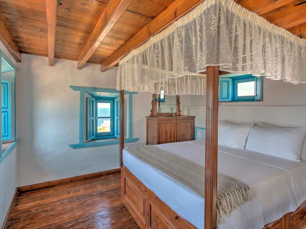 Eirini Luxury Hotel Villas Grikos Bay  エクステリア 写真