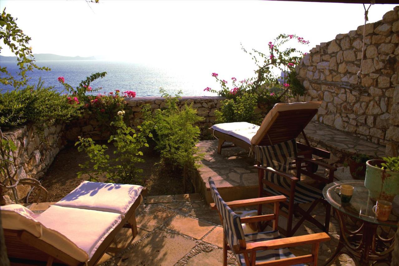 Eirini Luxury Hotel Villas Grikos Bay  エクステリア 写真
